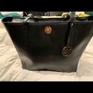 Black Michael Kors Tote